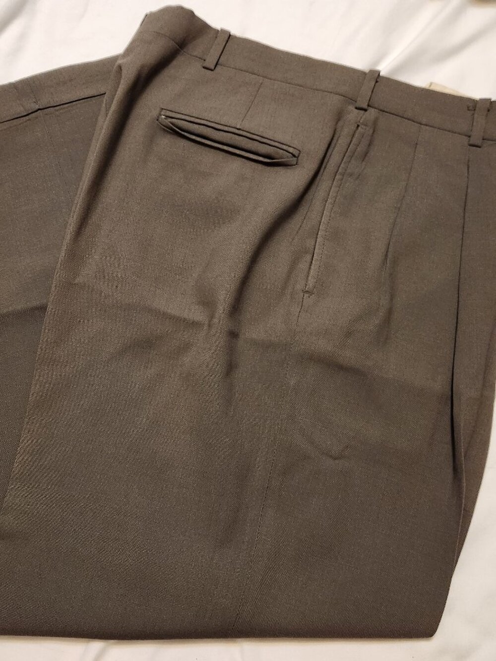 Marvin Brown 35"x29" Brown Pleated Dress Pants
